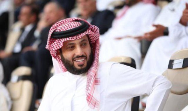 تركى آل الشيخ يلبى رغبة مشجع زملكاوى ويدعو نجله لاختبارات ألميريا الإسبانى