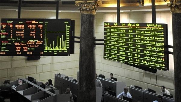 ارتفاع جماعى لمؤشرات البورصة بمرور ساعة من بدء التداولات اليوم