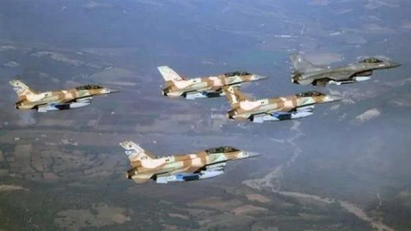 إعلام فلسطيني: سماع دوي انفجارات وإطلاق نار وتحليق مكثف للطيران الإسرائيلي شمال غزة