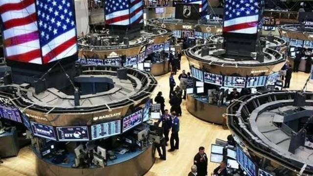 مؤشرات الأسهم الأمريكية ترتفع في مستهل تعاملات الجمعة