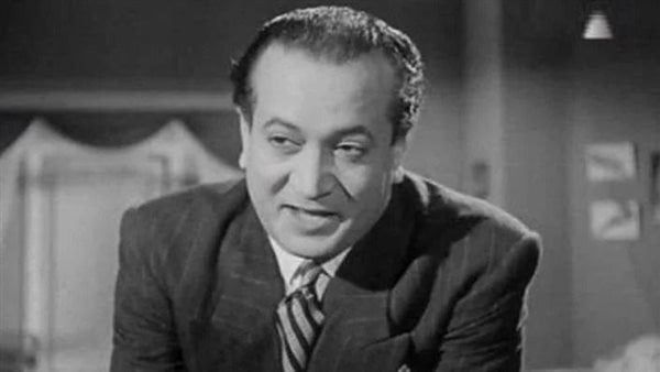 فاخر فاخر، جوكر السينما المصرية، والد فنانة شهيرة، وتوفي بذبحة صدرية قبل أن يشاهد آخر فلمين له