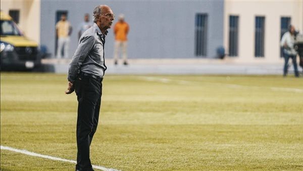 فييرا يتحدث عن فترة قيادة أوسوريو للزمالك وفرص الأبيض للفوز بالكونفيدرالية