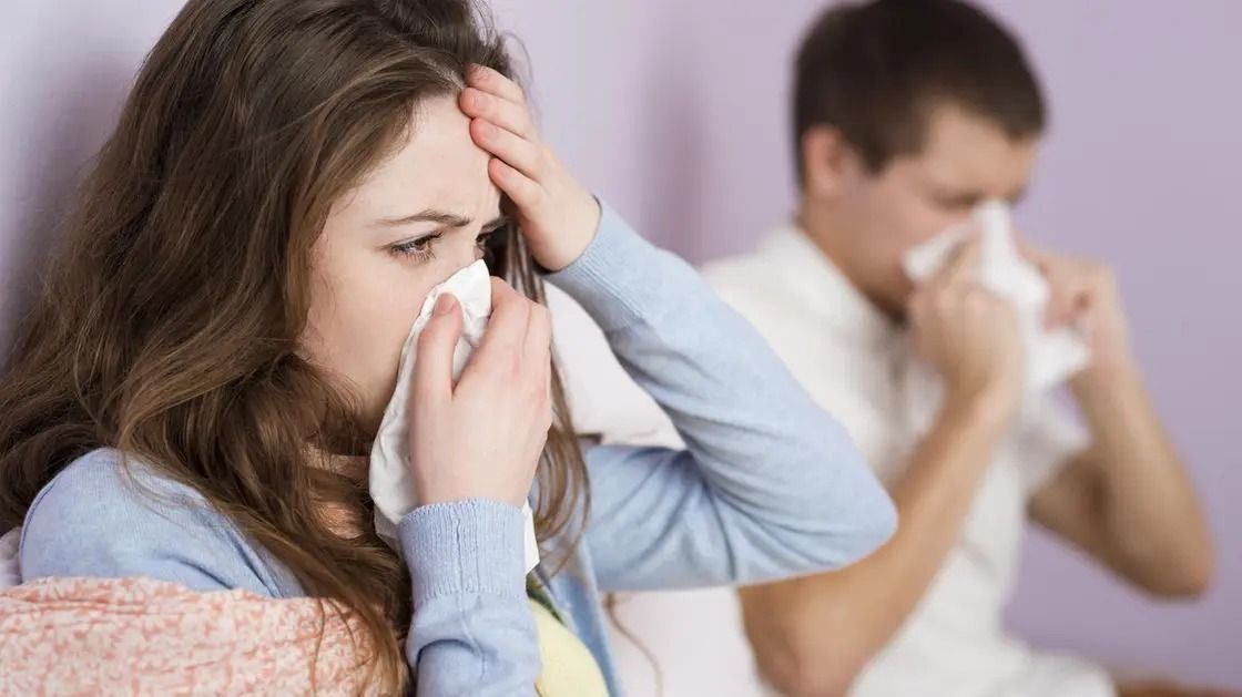 10 علاجات طبيعية لنزلات البرد والإنفلونزا.. "جربوها هذا الشتاء"