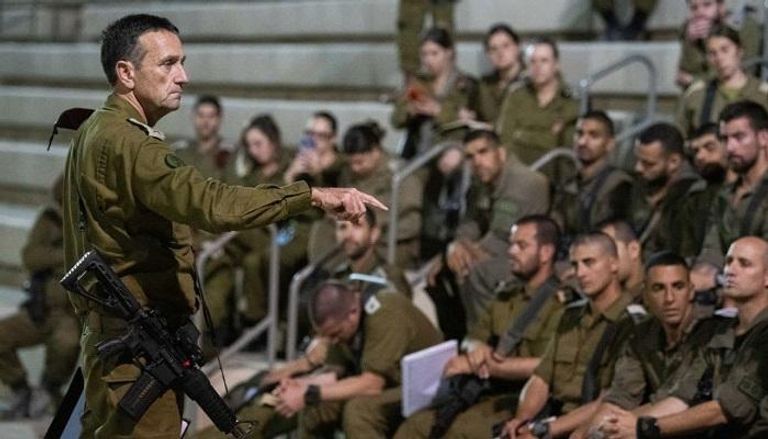 نتنياهو يفتش حقيبة رئيس الأركان.. "لَكمة في وجه شعب إسرائيل"