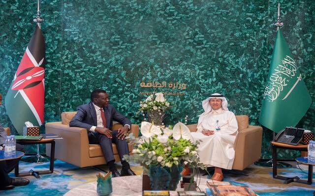 وزير الطاقة يبحث تعزيز التعاون مع كينيا بمجالات البترول وإمداداته