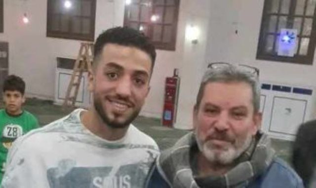 محمد عبد المنعم يستغل راحة الأهلى ويحضر حفل زفاف بالشرقية.. صور