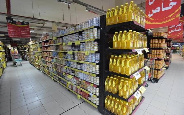 إنفاق المستهلكين بالسعودية عبر نقاط البيع يقفز إلى 14.3 مليار ريال خلال أسبوع