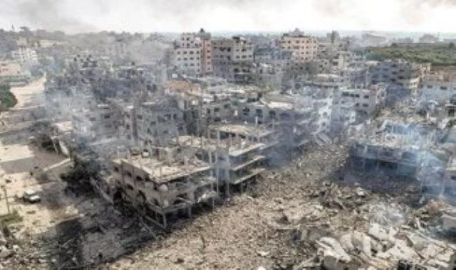 الاحتلال الإسرائيلى ينسف مربعا سكنيا فى قيزان النجار جنوب خان يونس