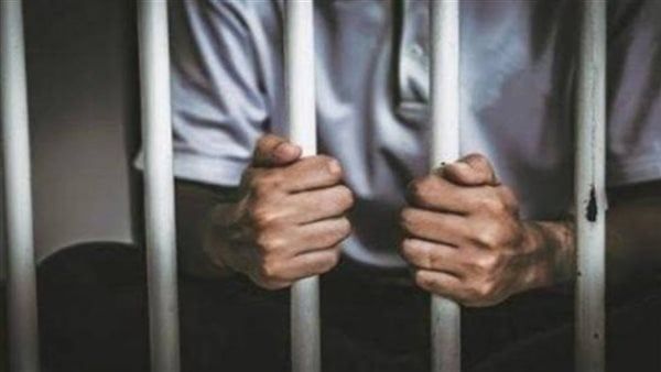 التحفظ على كاميرات المراقبة بواقعة المتهم بتهشيم رأس زوجته في الطالبية