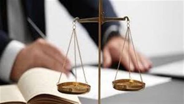تفاصيل جديدة في اتهام ولي أمر بسحل ابنه داخل مدرسة بريطانية بالشيخ زايد