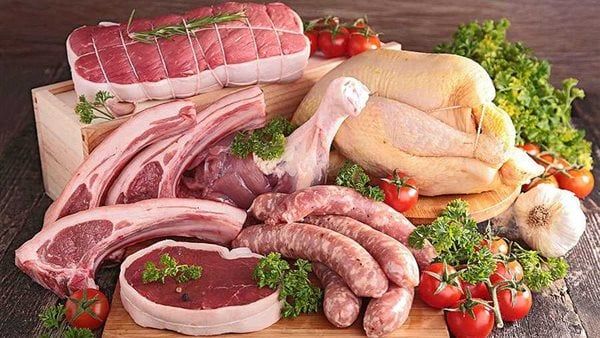 ارتفاع أسعار اللحوم والدواجن في الأسواق متأثرة بزيادة الإقبال على الشراء بموسم عيد الفطر