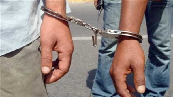 ضبط مقاول وعاطل هاربين من 53 حكما قضائيا وغرامات 17 مليون جنيه