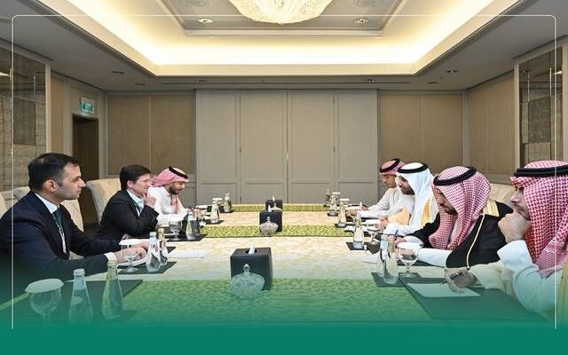 مساعد وزير المالية يبحث مع رئيس بورصة لندن تطورات الاقتصاد العالمي