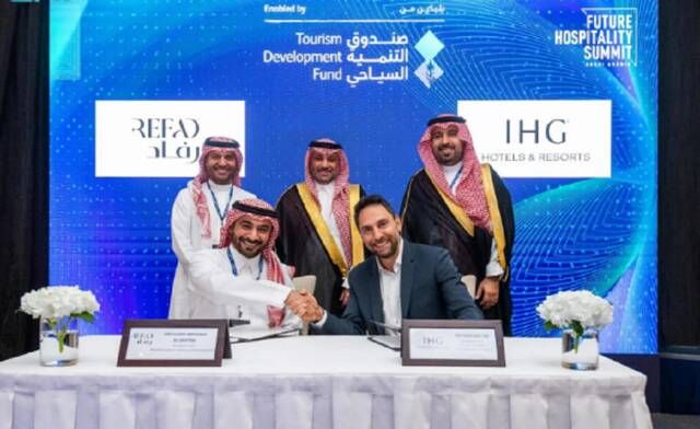 "إي إتش جي" توقع اتفاقية لإطلاق فندق إنديغو ريزيدنسز في مدينة الخبر