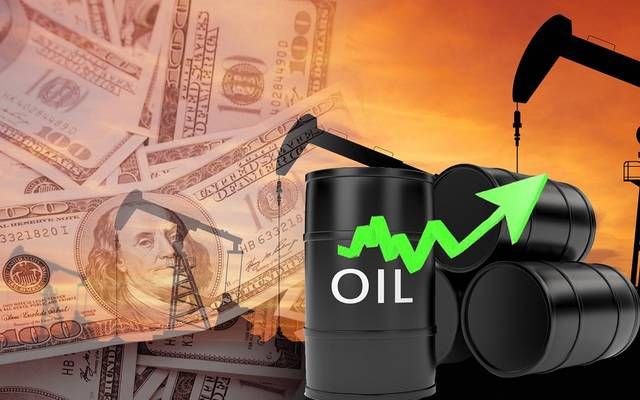 مكاسب أسبوعية للنفط وسط مؤشرات على تحسن الطلب