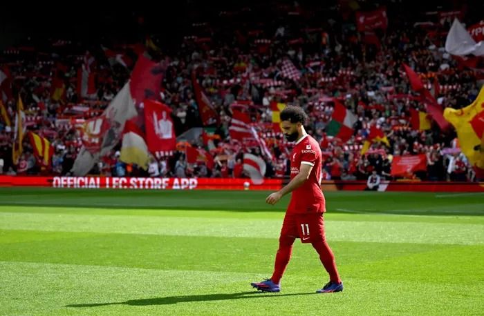 محمد صلاح يوجه "رسالة خاصة" لجماهير ليفربول بعد نهاية "موسم غير مُرضٍ"