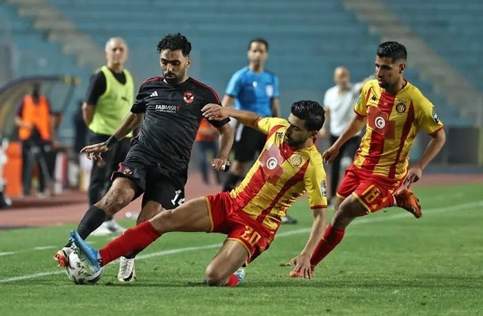 دليلك لمشاهدة لقاء الأهلي والترجي في نهائي دوري الأبطال "الموعد والبث المباشر والقنوات الناقلة"