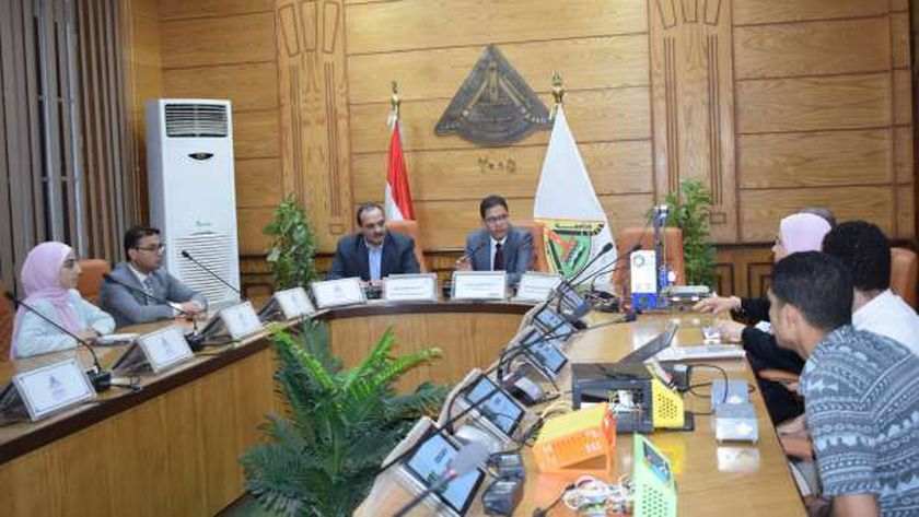 جامعة بنها تنظم برنامجًا صيفيًا لتنمية مهارات الشباب تحت شعار «هويتنا تميزنا»