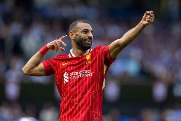 هل وضع ليفربول "شروطًا خاصة" لاستمرار محمد صلاح ضمن صفوفه؟