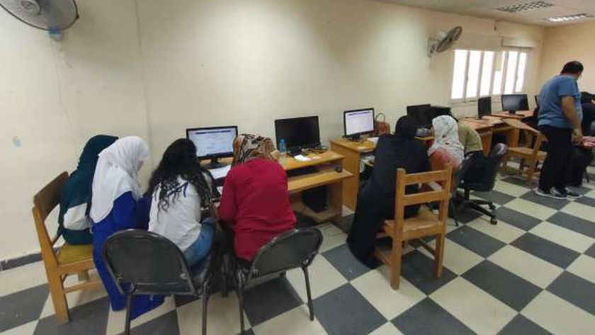 تنسيق الثانوية العامة 2024 أدبي المرحلة الثانية.. «اعرف هتدخل إيه»