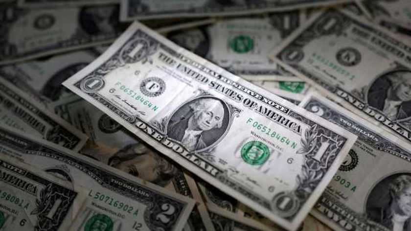 مؤشر الدولار يقترب من أدنى مستوياته عالميا منذ يوليو 2023
