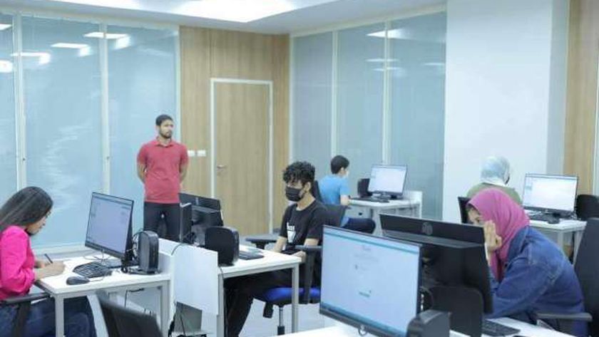 صدمة لطلاب علمي.. معاهد فني صحي تقبل من درجات غير متوقعة
