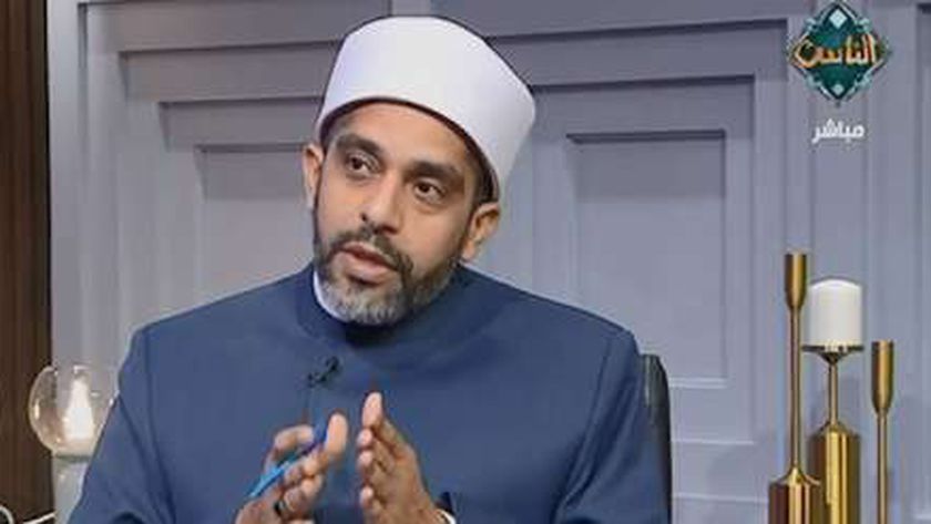 هل يرد دين عمره 5 سنوات بنفس القيمة؟.. «الإفتاء» تحدد شرطا (فيديو)