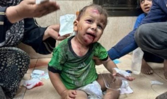 15 شهيدا بقصف للاحتلال على مدرسة تؤوى نازحين بمخيم جباليا شمالى قطاع غزة