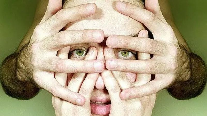 مرض "ماكر" ينقل العدوى للأزواج بدون أعراض.. "تحذير من الصحة العالمية"