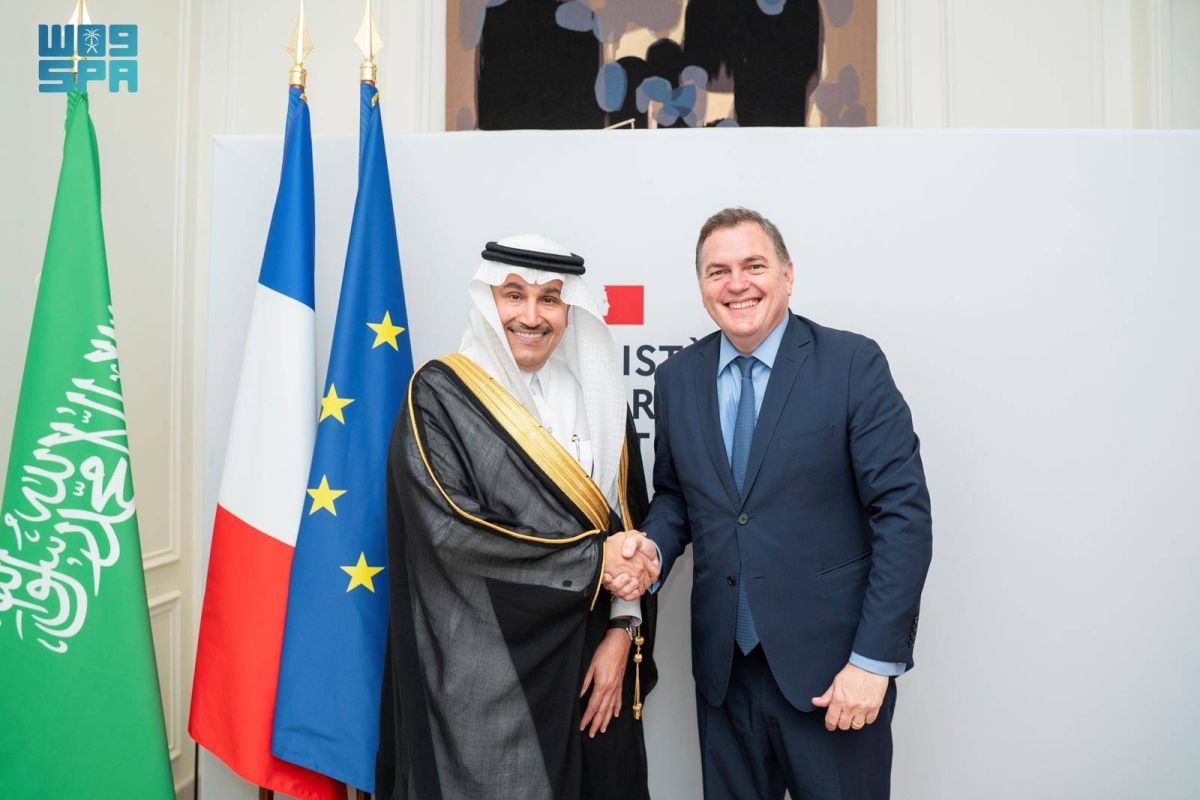 وزير النقل والخدمات اللوجستية يختتم زيارته الرسمية لروسيا وفرنسا