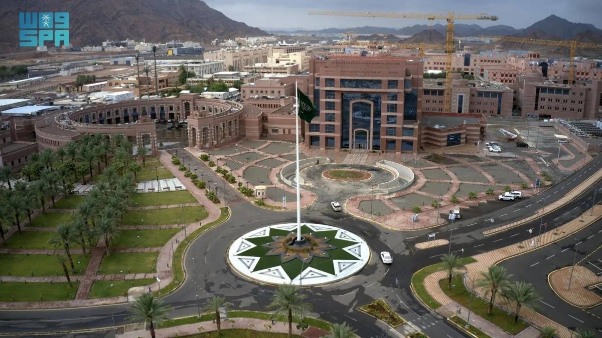 جامعة طيبة تطلق برنامج «جدير» لاستقطاب الطلبة الموهوبين