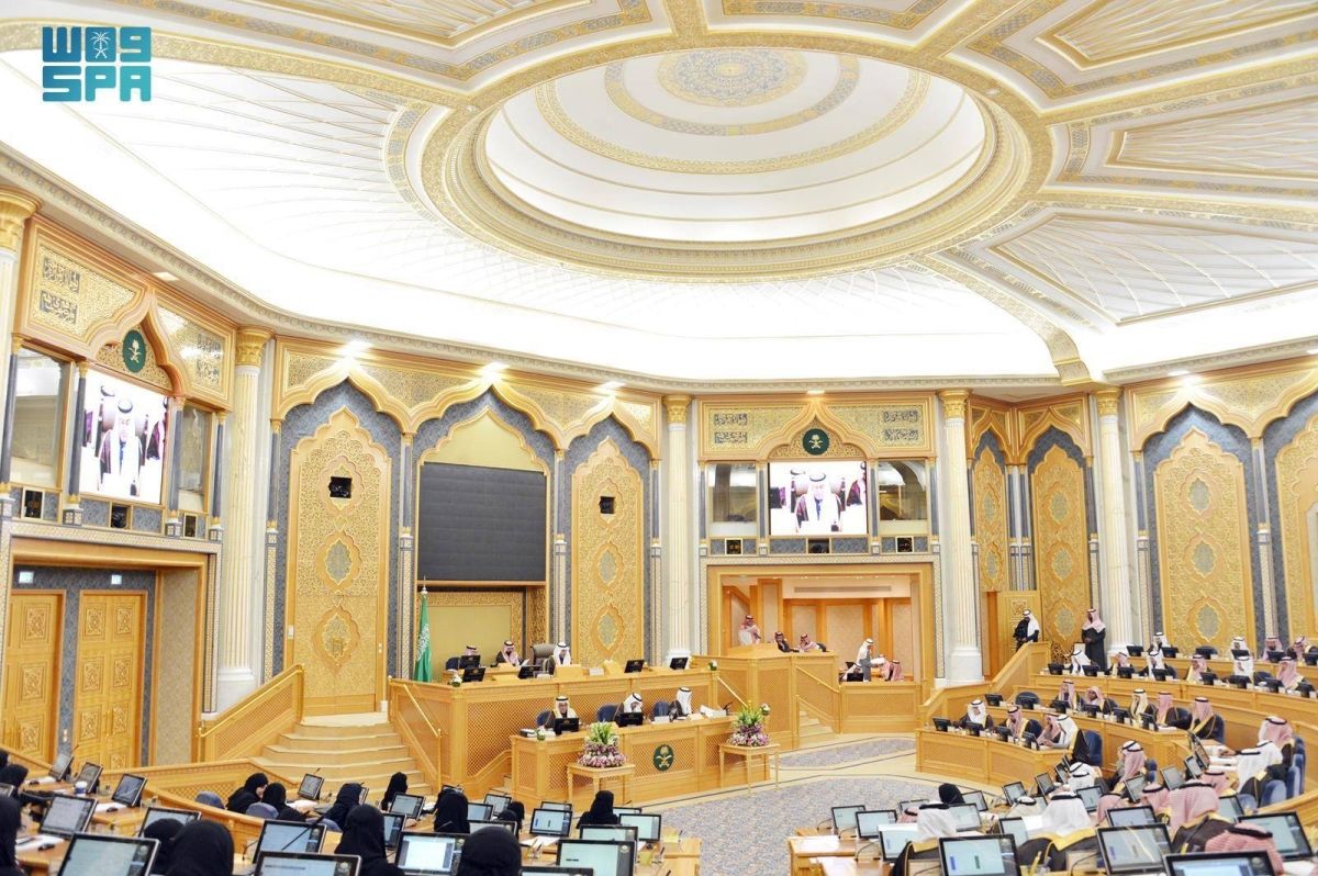 الشورى يطالب الموارد البشرية بتحقيق التوازن بين الأمان الوظيفي وخصائص سوق العمل المحلي