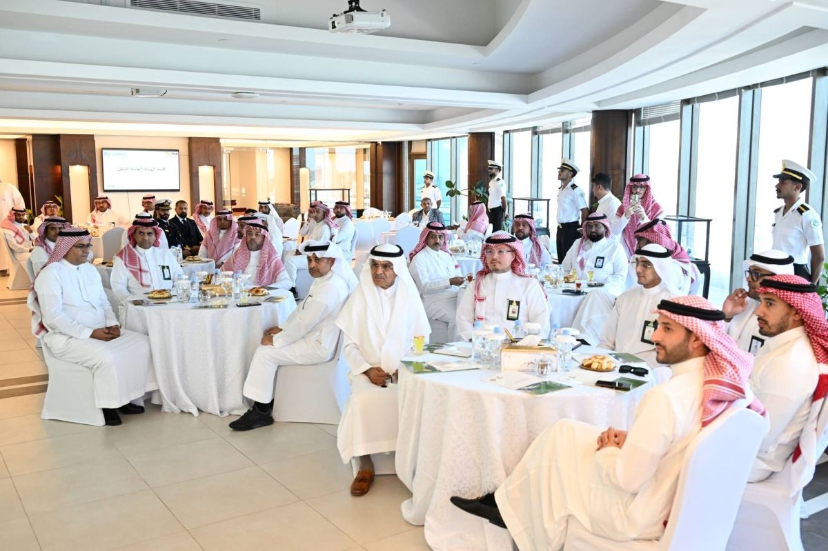 (جامعة الملك عبدالعزيز والهيئة العامة للنقل تحتفلان بيوم البحارة العالمي)