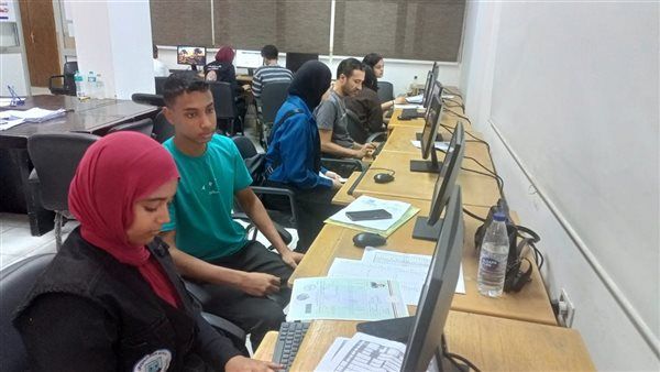729 طالبًا استفادوا من خدمات مكتب التنسيق الفرعي بالإسماعيلية