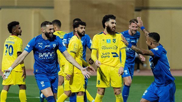 نيفيز يقود التشكيل المثالي للجولة الأولى من الدوري السعودي