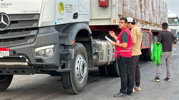 قافلة زاد العزة 257، الهلال الأحمر يواصل دعم الأشقاء الفلسطينيين بآلاف الأطنان من المساعدات