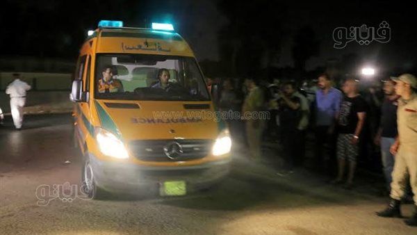 مصرع شخص وإصابة 14 آخرين في انقلاب ميكروباص بصحراوي المنيا