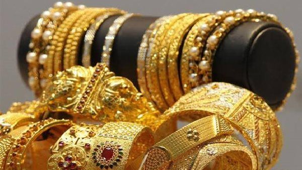 قفزة كبيرة، الذهب يشتعل في محلات الصاغة ويرتفع 215 جنيها بجميع العيارات