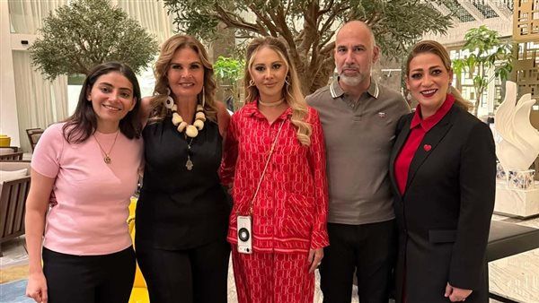 يسرا وياسمين رئيس يحضران العرض الخاص لفيلم "الست لما" بالرياض