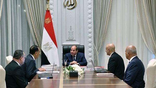 استعدادات العام الدراسي الجديد، تكليفات قوية من السيسي لـ وزيري التعليم بحضور مدبولي