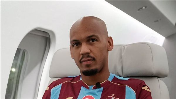 يعود لمزاملة صلاح مجددا، طرابزون يعلن ضم فابينيو رسميا (صور)