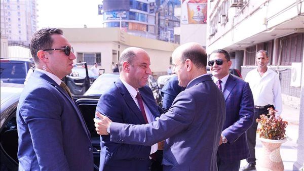 وزير العمل ومحافظ الغربية يبحثان ملفات التشغيل والاستثمار ودعم الصناعة