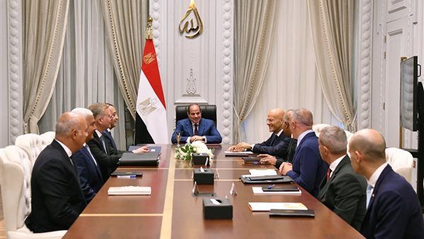 رئيس إينى: 8.5 مليار دولار إجمالي استثماراتنا في مصر
