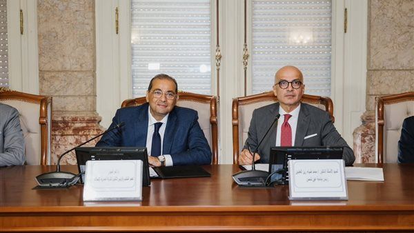 المصرية للاتصالات وجامعة عين شمس توقعان بروتوكول تعاون لتشغيل حل "WE SmartED"