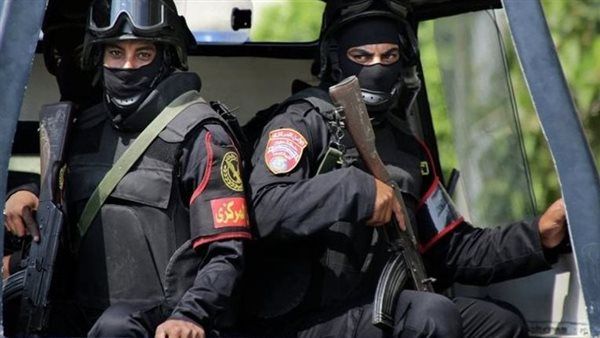 قفزة فاشلة تنتهي بالسقوط.. ضبط متهم بمحاولة سرقة منزل في المنيا
