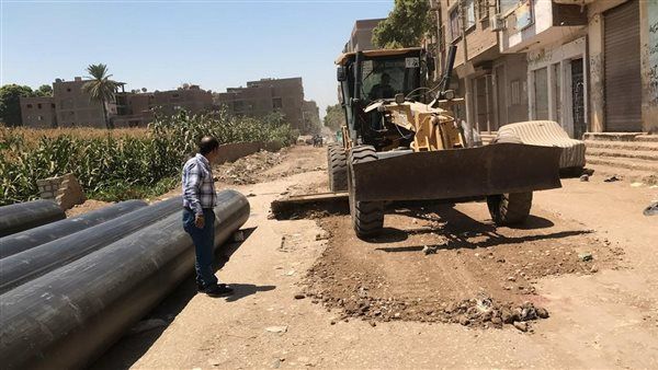 محافظ أسيوط: رفع كفاءة طريق كوبري العصارة بالفتح