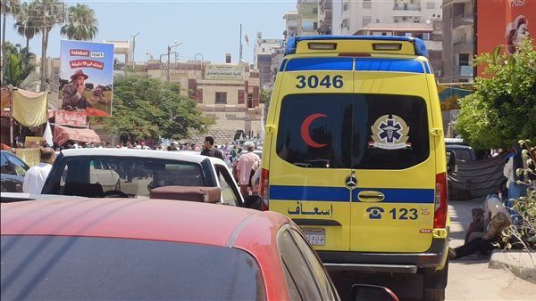 إصابة 4 أشخاص في تصادم توك توك وموتوسيكل بجوار إسعاف أبو نبهان بميت غمر
