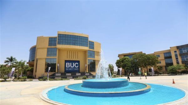 جامعة بدر بالقاهرة: إحالة واقعة طالبة حفل التخرج للتحقيق