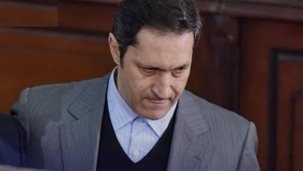 فقدان الأبناء أعظم المصائب، بكلمات مؤثرة علاء مبارك يعزي نجلاء فتحي مستحضرا وفاة نجله