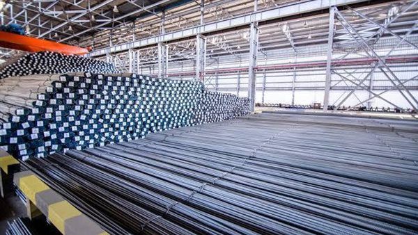 انخفاض أسعار الحديد في سوق مواد البناء اليوم الإثنين
